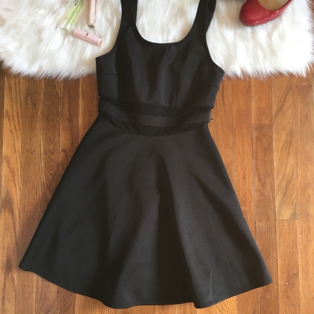 F21 Little Black Summer Dress w/ Sheer Waist EUC